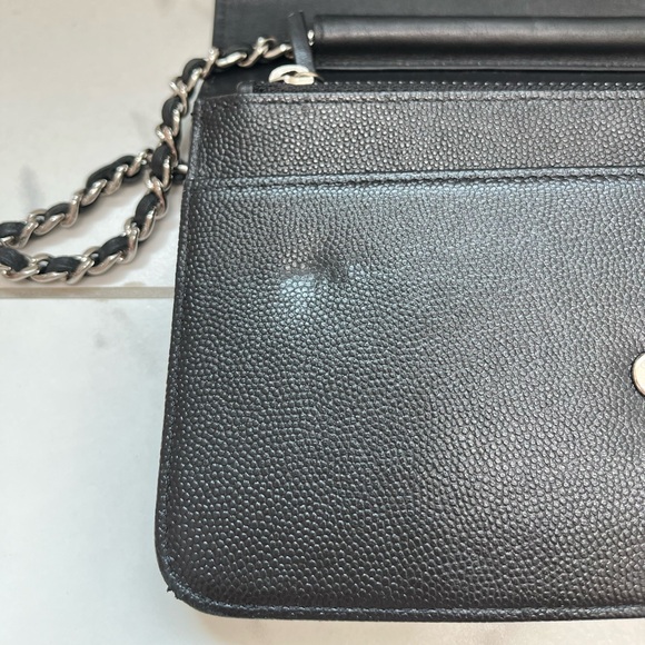 Chanel authentic Wallet on a Chain - Picture 2 of 5